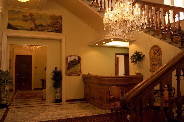Hotel Grande Bretagne Монтекатини-Терме Экстерьер фото